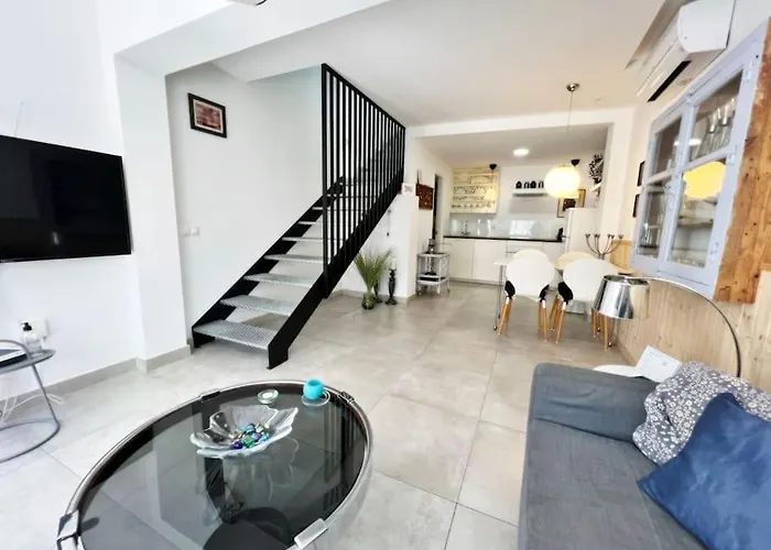 Casa Independiente Centrica Con Encanto Tatil Evi Fuengirola