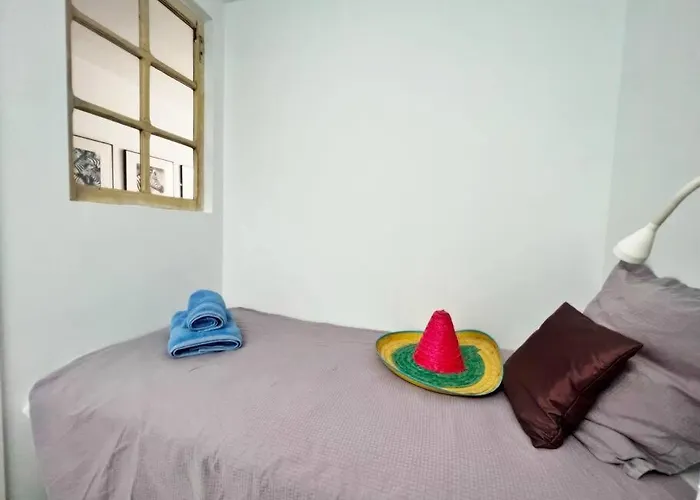 Casa Independiente Centrica Con Encanto フエンヒロラ